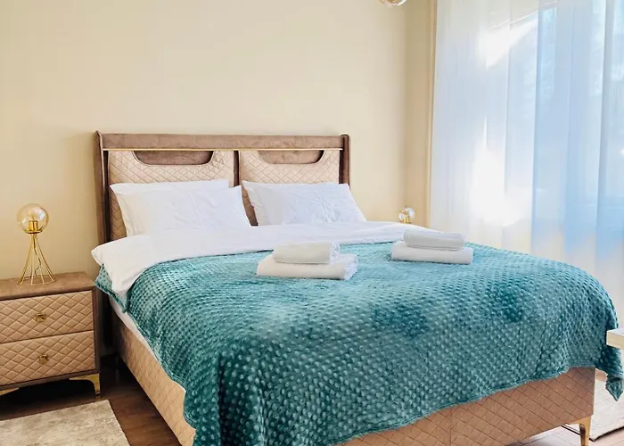 Bella * Ποντγορίτσα